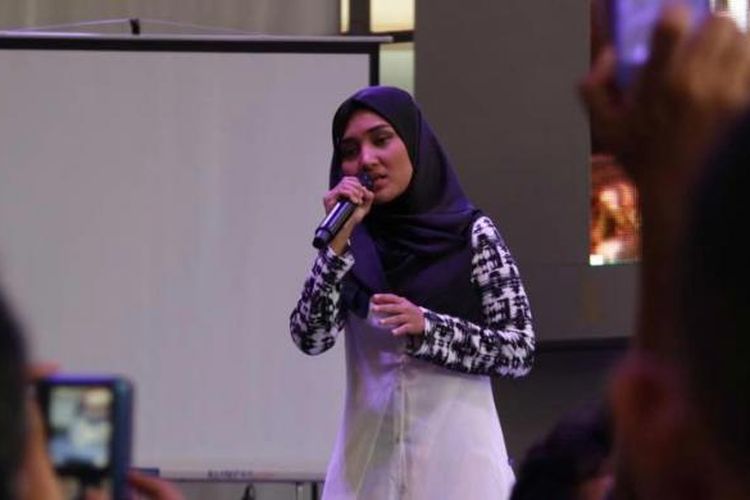 Lirik Lagu Jangan Kau Bohongiku – Dengan