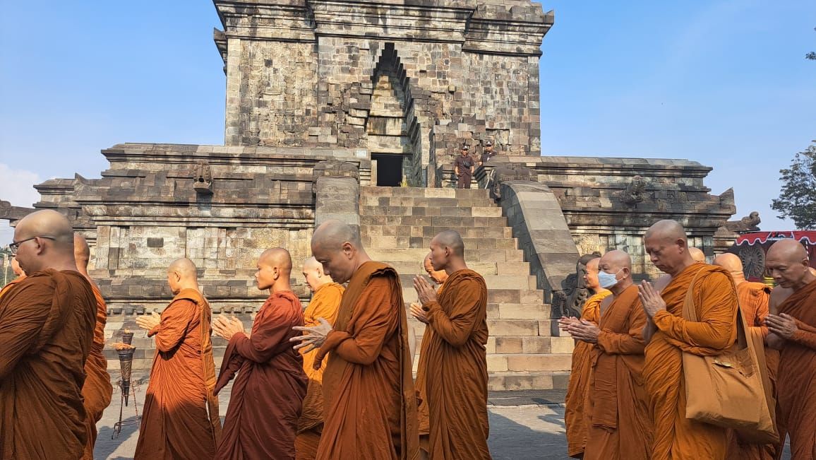 Peran Aktif Bangsa Indonesia dalam Proses Masuknya Hindu-Buddha