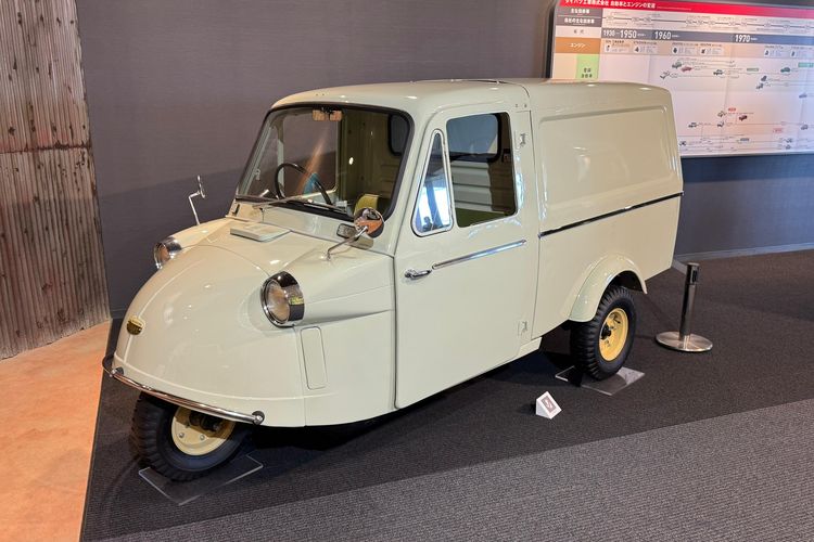 Daihatsu Midget Humobility World