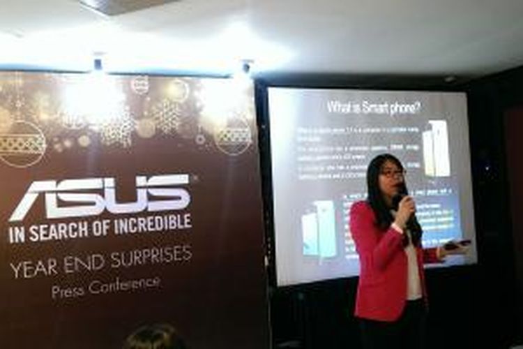 Juliana Cen, Country Product Group Leader Asus Indonesia, dalam acara di Jakarta, Selasa (16/12/2014).