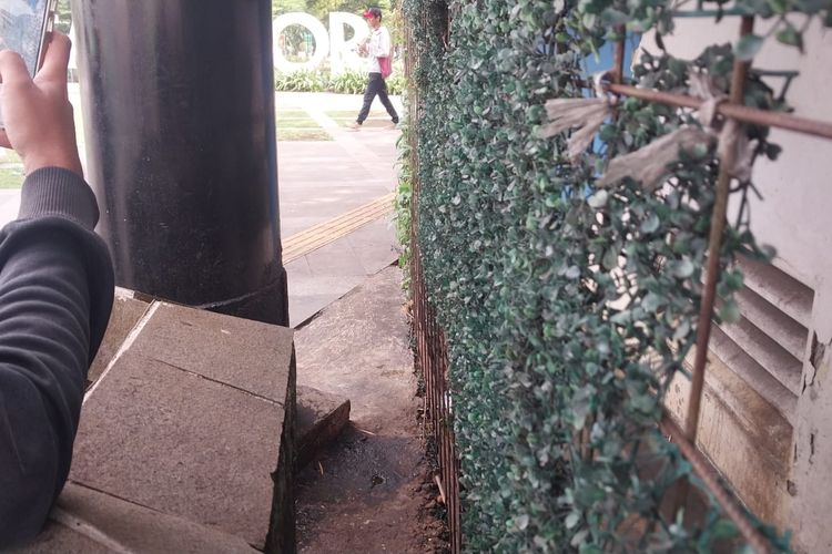 Alun-alun Kota Bogor Bau Pesing, Warga Minta Pemkot Bertindak