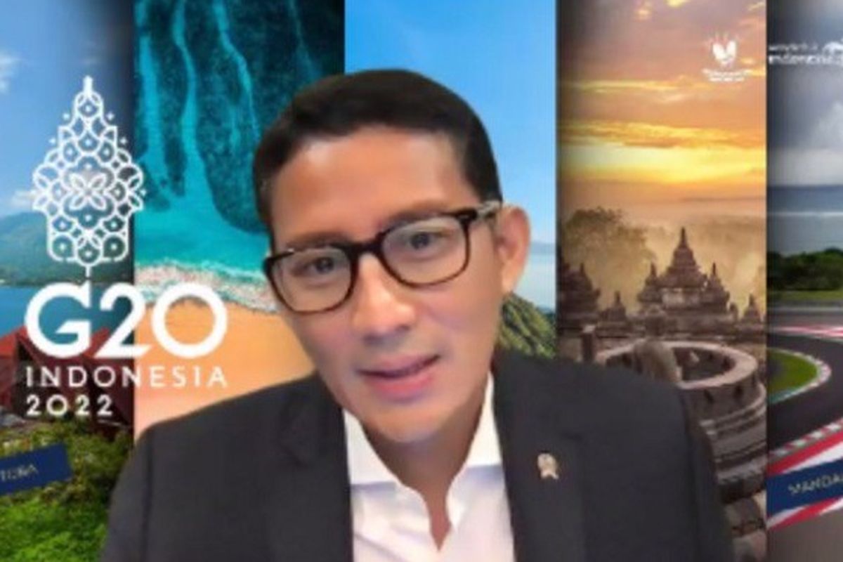 Menparekraf Sandiaga Uno hadir dalam sesi pelatihan Managing Remarkable Customer Experience PUTRI 2022