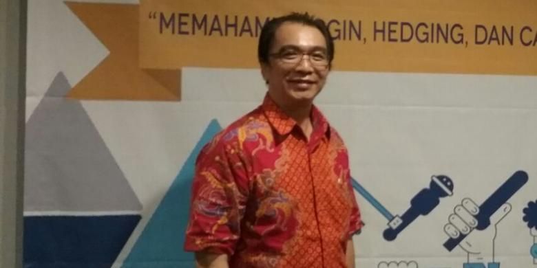 Stephanus Paulus Lumintang, Direktur Utama Jakarta Futures Exchange (JFX) atau Bursa Berjangka Jakarta (BBJ). 