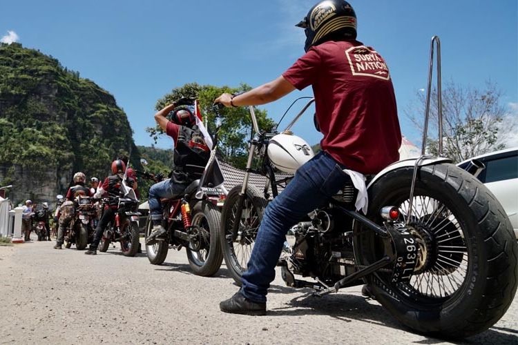 Bikers rayakan kemerdekaan di Suryanation Ridescamp Padang