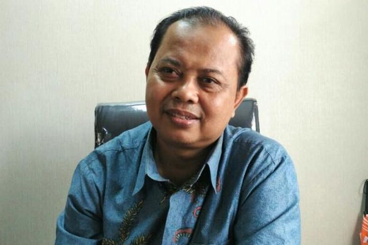 Ketua KPU DKI Sumarno di Kantor KPU DKI, Jalan Salemba Raya, Jakarta Pusat, Sabtu (21/11/2016).