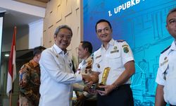 Dishub Trenggalek Raih Penghargaan Uji Kendaraan Bermotor Terbaik Kedua Nasional