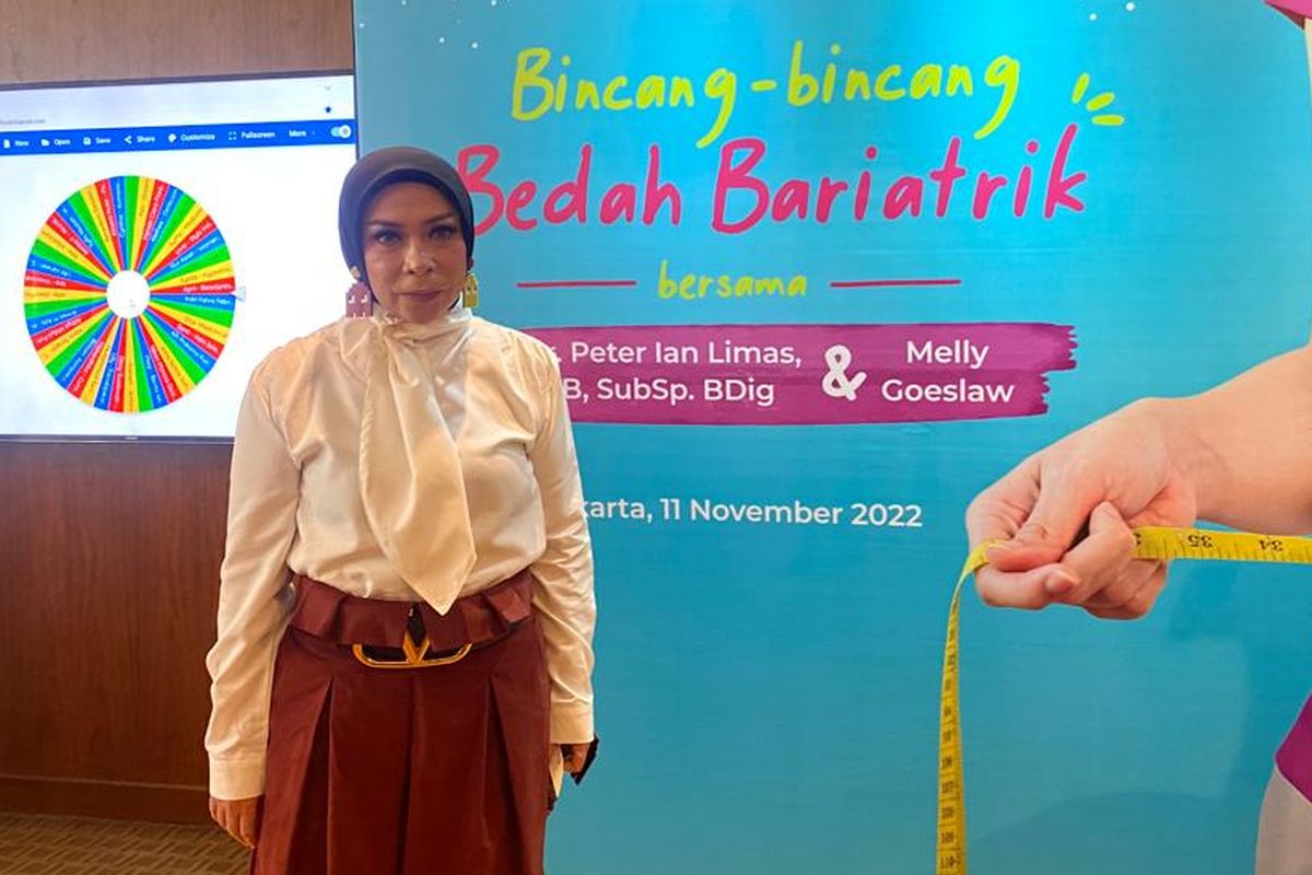 Penyanyi Melly Goeslaw yang berhasil menurunkan berat badan dengan operasi bariatrik.