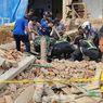 Sedang Direnovasi, Rumah Pinggir Jalan Cirebon-Kuningan Ambruk dan 1 Pekerja Tewas