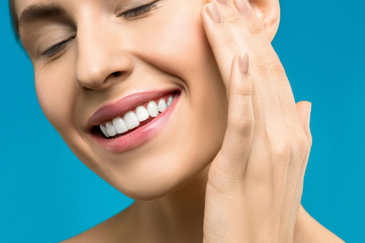 Urutan skincare untuk wajah dengan pori-pori besar.