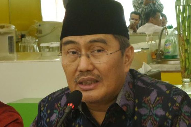 Ketua Umum Ikatan Cendekiawan Muslim Indonesia (ICMI) Jimly Asshidiqque di Kantor ICMI Jalan Proklamasi, Jakarta Pusat, Selasa (3/1/2017)