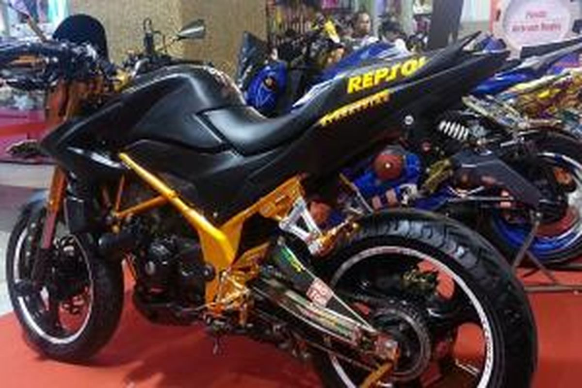 Honda Modif Contest 2014 di Surabaya