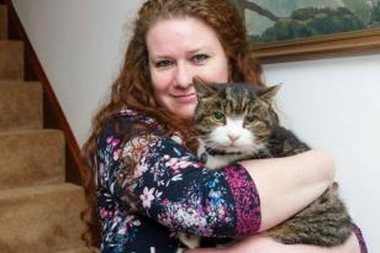 Jemma (43) bertemu kembali dengan Toby, kucing kesayangannya yang hilang 12 tahun lalu.