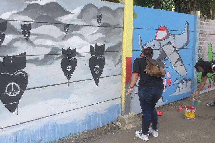 Kampung mural di Kramat Jati, Jakarta Timur.