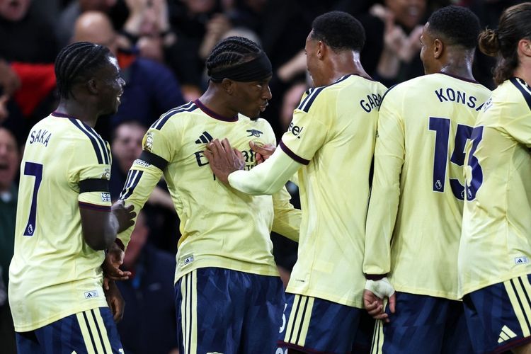 Hasil dan Klasemen Liga Inggris: Arsenal Pepet Man City, MU Seri Lagi