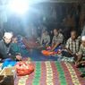 Pengungsi Banjir Menginap di Kandang Ayam, Bupati Tanah Laut Sebut Mereka Tak Mau Pindah