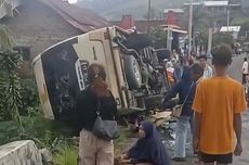 Kronologi Mobil Elf Tabrak Beton Pembatas Jalan di Tawangmangu, 5 Orang Meninggal Dunia