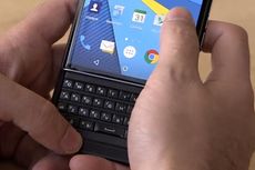 BlackBerry Pamer Keyboard Fisik Android Priv Lewat Video