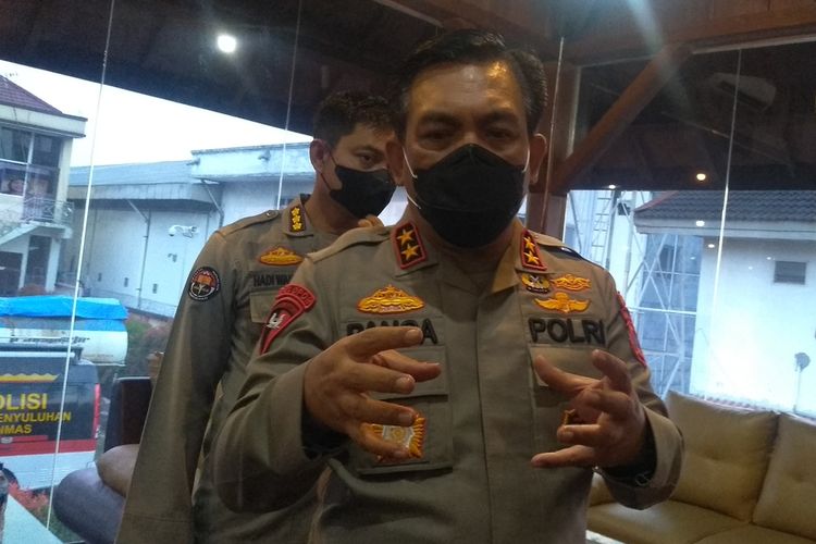 Kapolda Sumut, Irjen Pol RZ Panca Putra Simanjuntak menyebut ada kesalahan prosedur dalam penetapan tersangka pedagang di Pasar Pringgan, Medan, Sumut.