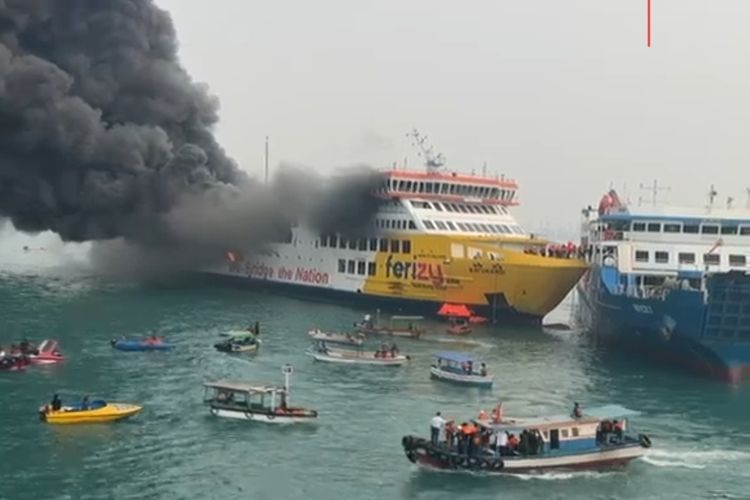 Kemenhub Kerahkan KN Trisula untuk Tangani Kebakaran KMP Batumandi