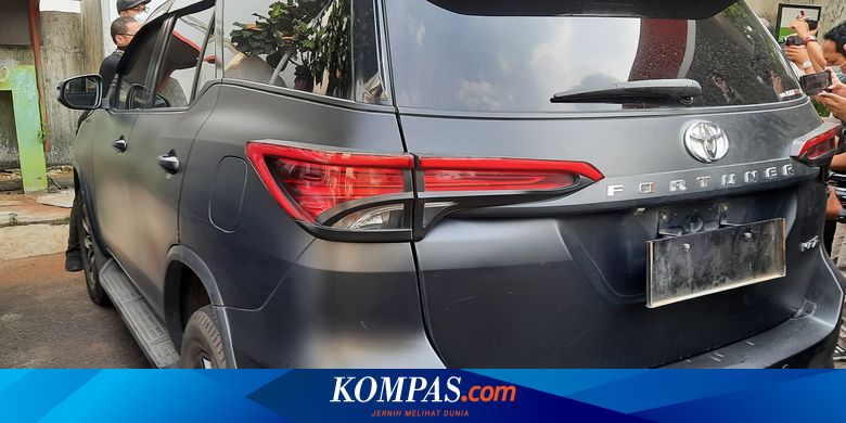 4 Fakta Kasus Fortuner Tabrak Lari, Mobil Milik Polisi hingga Pakai Pelat Dinas Polri Kedaluwarsa - Vimarsana News