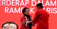 Hasto Tak Lagi Sekjen PDIP, Megawati Rangkap Jabatan