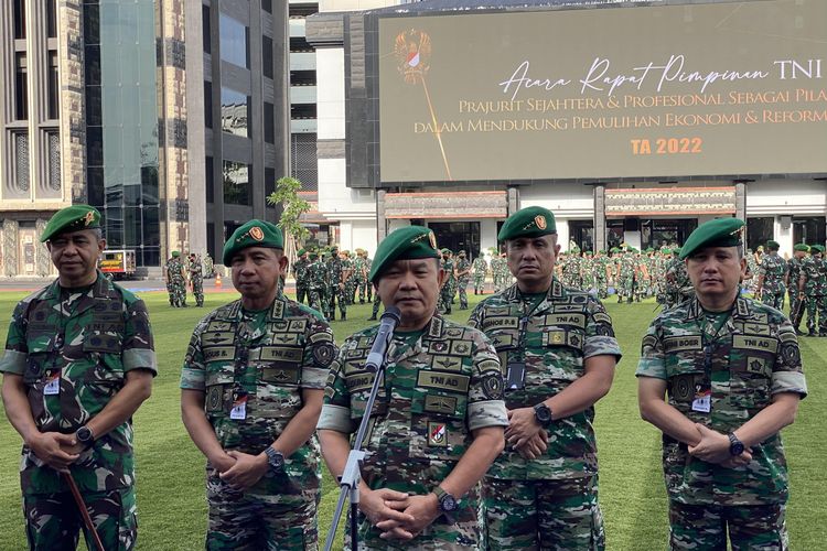 Kepala Staf Angkatan Darat (KSAD) Jenderal Dudung Abdurachman di Mabesad, Jakarta, Rabu (2/3/2022).