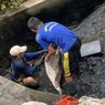 20 Meter Kubik Lumpur dan Sampah Diangkat dari Saluran Air di Sunter Jaya 