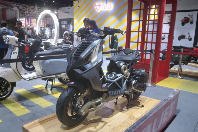 Italjet Dragster Limited Edition di Jakarta Fair Kemayoran (JFK) 2022.