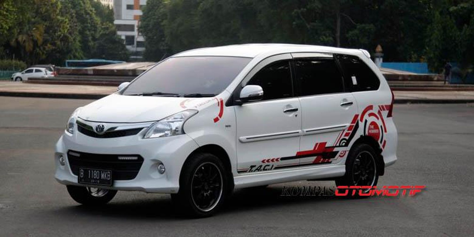 1000 Modifikasi Mobil Motor Modifikasi Mobil Avanza Veloz 2013