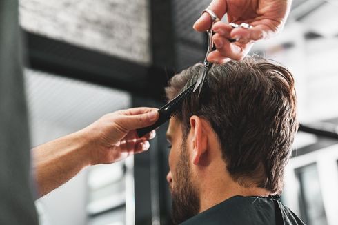 Tukang Cukur di Kota Ini Dilarang Beri Model Rambut 