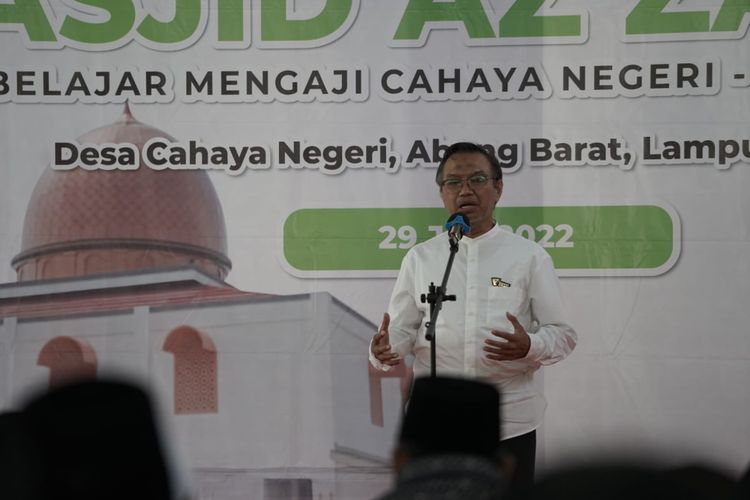 Rahmad Riyadi saat peresmian Masjid Az Zahra di kawasan Desa Cahaya Negeri, Lampung Utara, Jumat (29/7/2022).