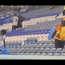 Meski Tak Lolos 16 Besar, Aksi Suporter Ghana Bersih-bersih Stadion Tuai Pujian