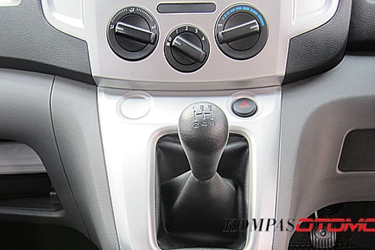 Transmisi manual Nissan Evalia