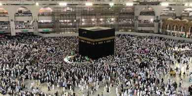 Doa Thawaf Lengkap 7 Putaran dan Doa Setelah Thawaf