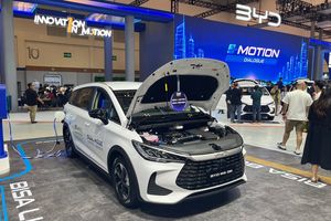 Persaingan Ketat Tiga Mobil PHEV Terlaris di GIIAS 2026 