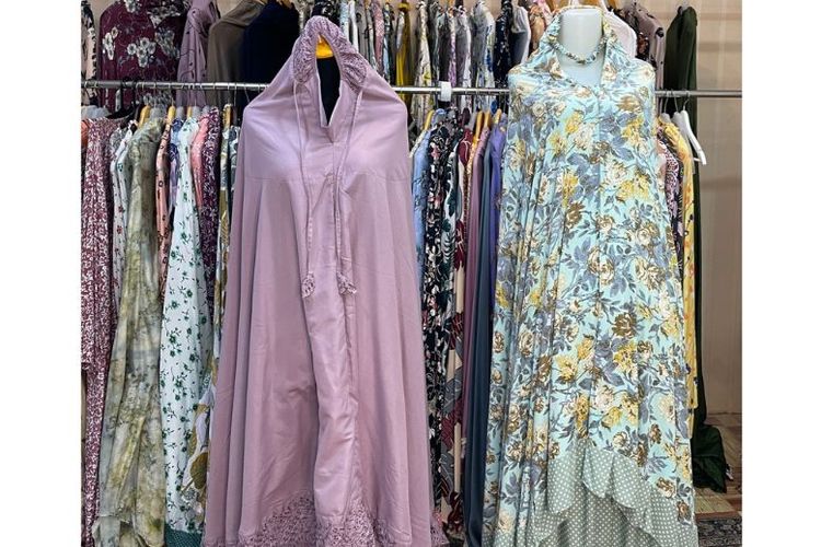 Berbagai model produk mukena Putri Dania yang tersedia di Shopee Barokah (Dok. Istimewa)