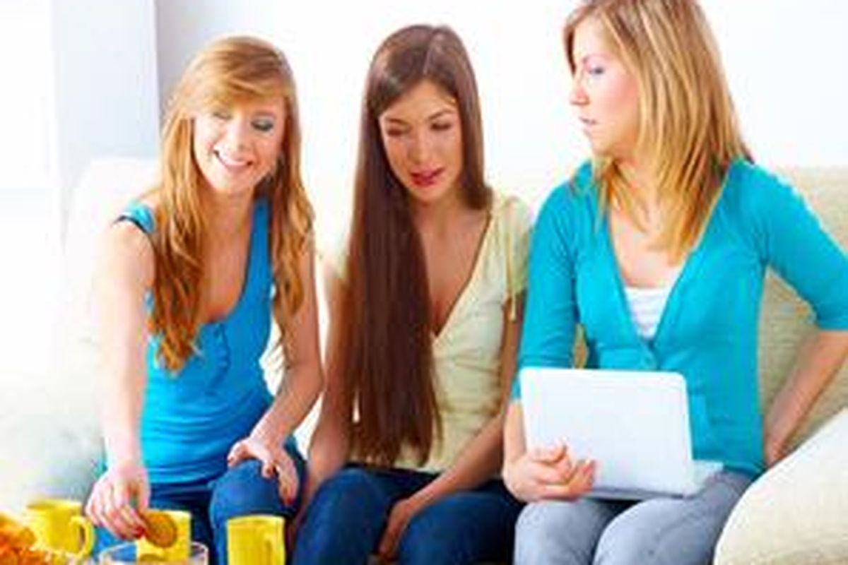 Baik sebagai lajang, menikah maupun orangtua tunggal, perempuan selalu memiliki lima kekuatan diri dan tangguh menjalani siklus hidupnya.