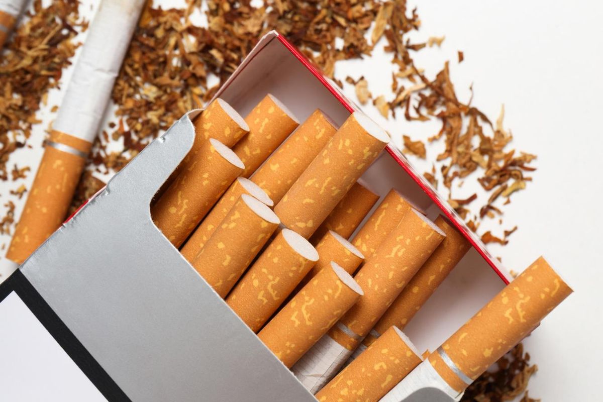 IIustrasi rokok. Tren menghirup uap rebusan rokok obat sebagai terapi pernapasan bisa berisiko bagi kesehatan dan belum terbukti aman secara ilmiah.