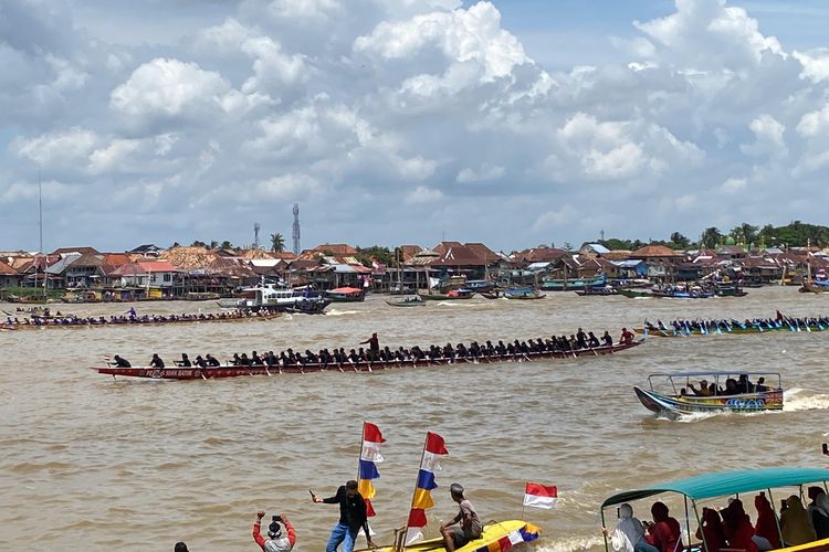 Festival Perahu Bidar Palembang Minggu, 17 Agustus 2025.
