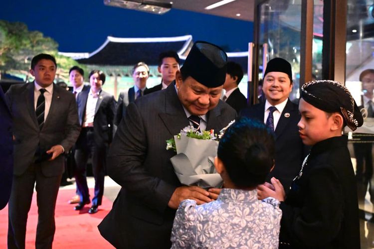 21 Dentuman Meriam Salvo Sambut Prabowo di Korea Selatan