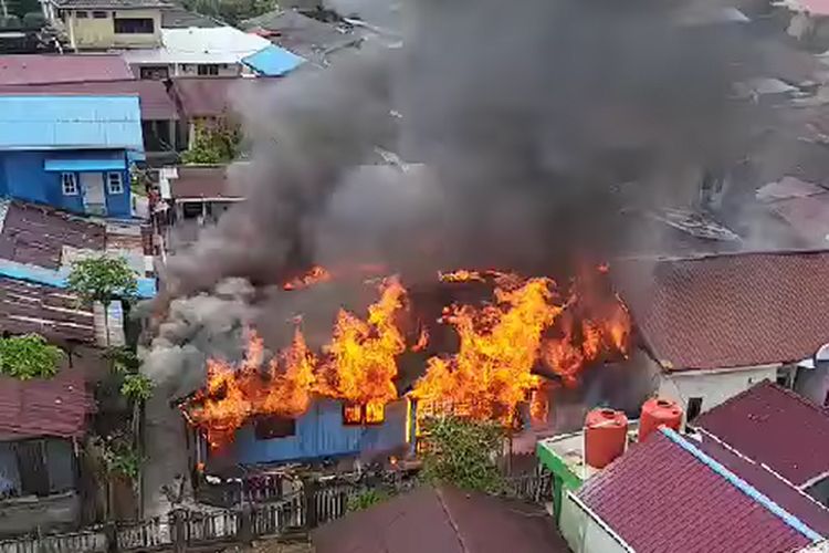 Kebakaran terjadi di RT 28 Kelurahan Sepinggan, Kecamatan Balikpapan Selatan, Kota Balikpapan