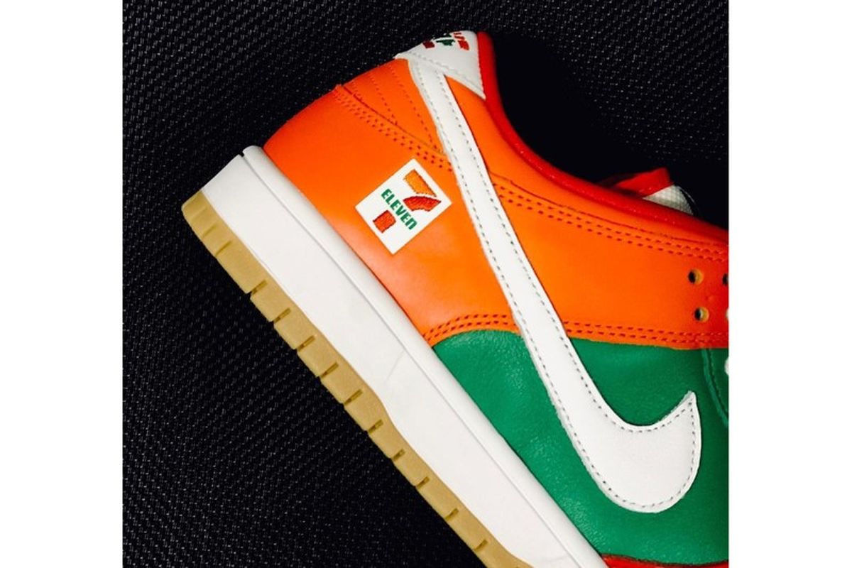 Nike SB Dunk Low x 7-Eleven