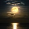 Bulan Purnama Cacing Hiasi Langit Malam Ini, Fenomena Apa Itu?