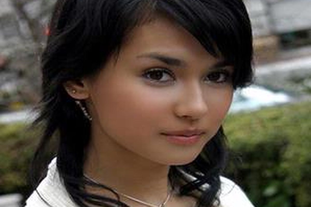 Maria Ozawa (Miyabi), bintang porno asal Jepang yang kini menuai kontroversi menjelang kedatangannya di Indonesia, Kamis (14/10)