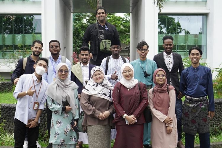 Para mahasiswa Universitas Muhammadiyah Yogyakarta (UMY), termasuk ada mahasiswa asing.