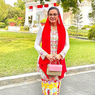 Sri Mulyani Pakai Tas Barbie Lokal di Istana Berkebaya