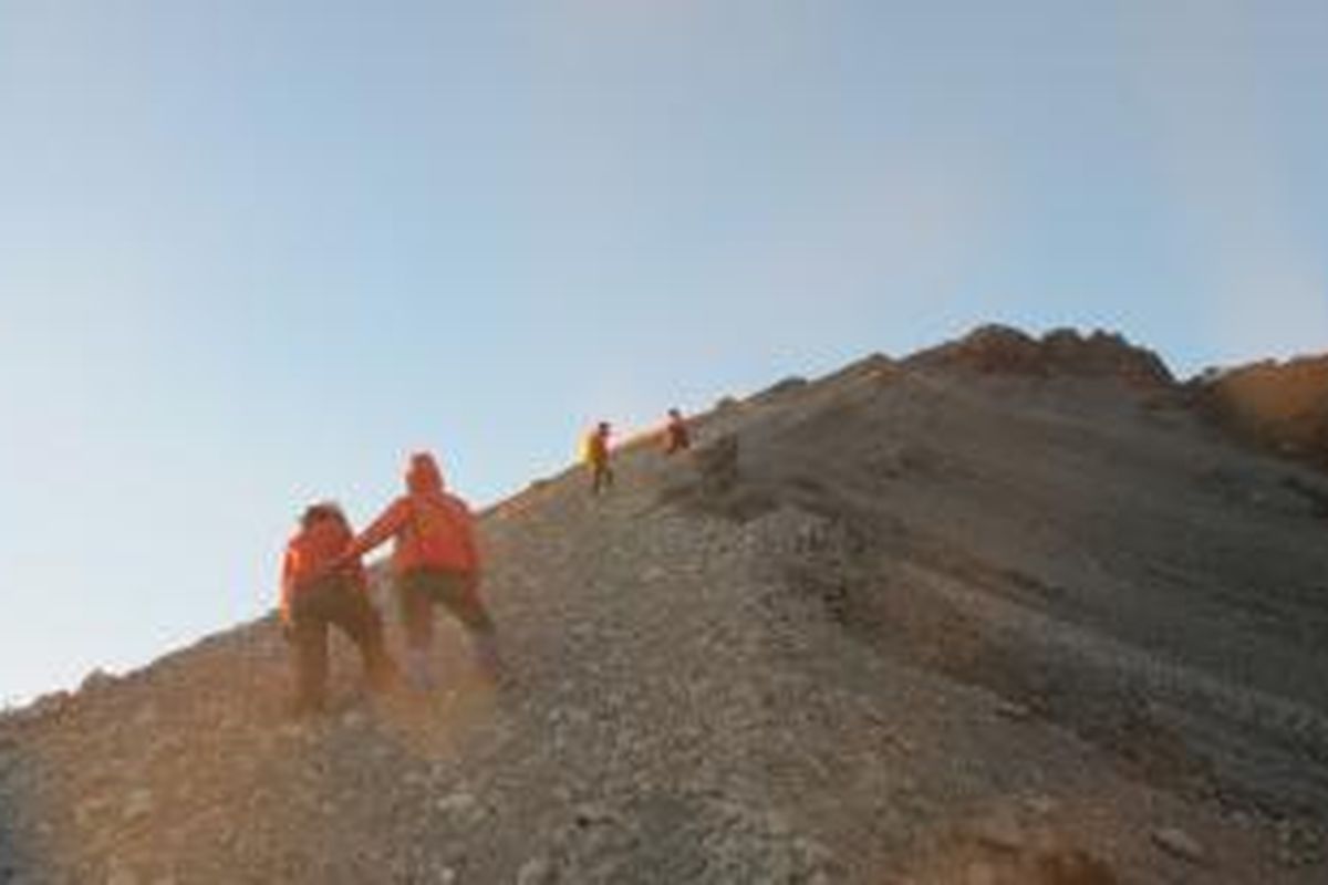 Jalur menuju Puncak Rinjani, Lombik