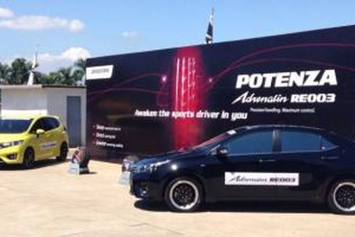 Bridgestone Potenza Adrenalin RE003