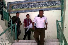 Mangkir Shalat Zuhur, Pelajar Ini Ditemukan Tewas di Kelas