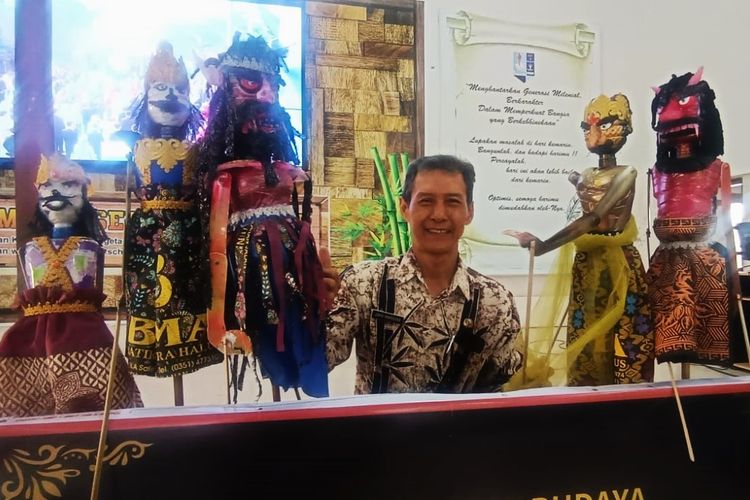 Saat Sampah, Wayang, Gamelan Jawa dan Musik Rock Bertemu dalam Satu Pertunjukkan